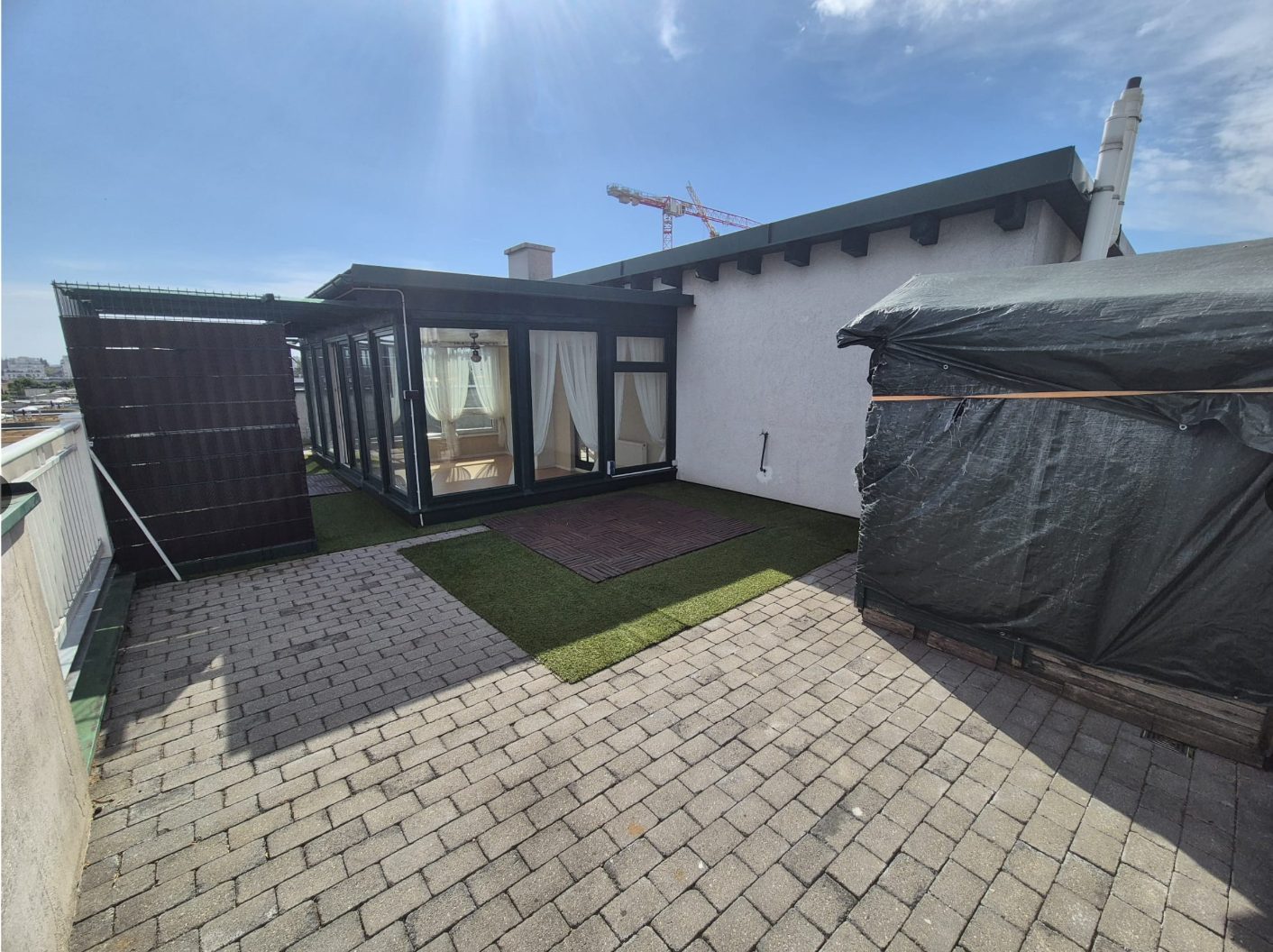 Penthouse 72 m2 mit 3 Zimmern und riesiger Terrasse nähe U1